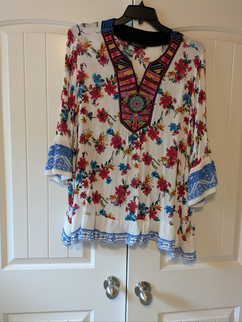 Calessa 2x Light Weight V Neck Embroidery Top